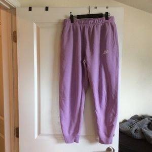 Men’s NIKE Club fleece sweatpants Medium lavender